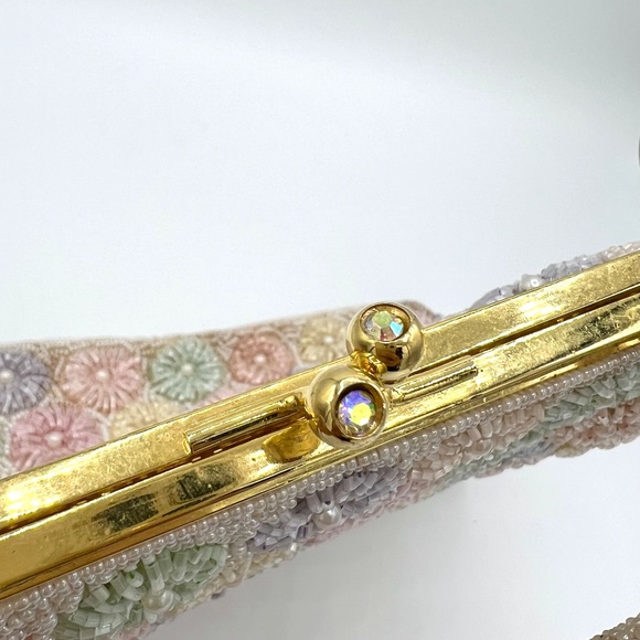 VTG Flower Beaded Handbag - Picture 4 of 10